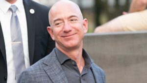 Jeff Bezos Birthday 1200x834 1 e1709393869972