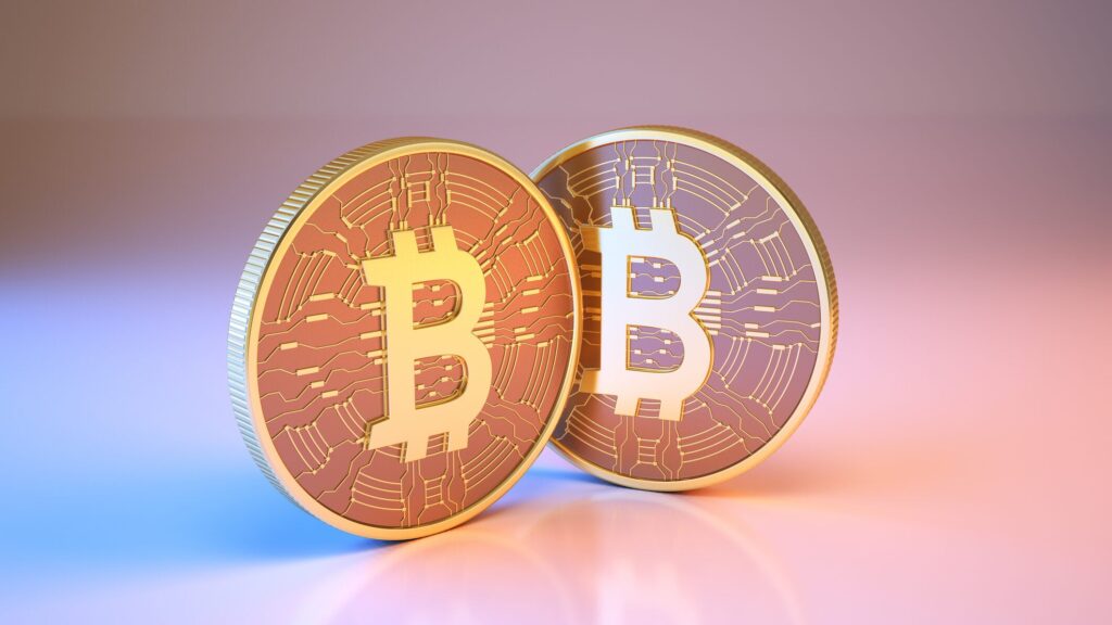 هل يهمك تنصيف البيتكوين؟ 🪙 2 كل أربع سنوات، يتم تخفيض مكافأة الكتلة لمُعدنين بيتكوين في حدث يُعرف باسم "تنصيف البيتكوين". يستمر هذا التخفيض حتى يتم إصدار كل من 21 مليون بيتكوين. ولكن كيف يعمل هذا التنصيف، وماذا يعني ذلك بالنسبة لمستقبل بيتكوين؟ هل سيتوقف بيتكوين عن الوجود بعد استنفاد جميع العملات، أم أن هناك وسائل للحفاظ على تشغيله لسنوات أخرى؟ دعونا نستكشف هذه الأسئلة والمزيد في مناقشتنا اليوم حول تنصيف البيتكوين.